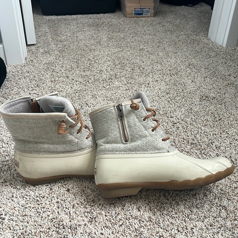 Sperry rain boots